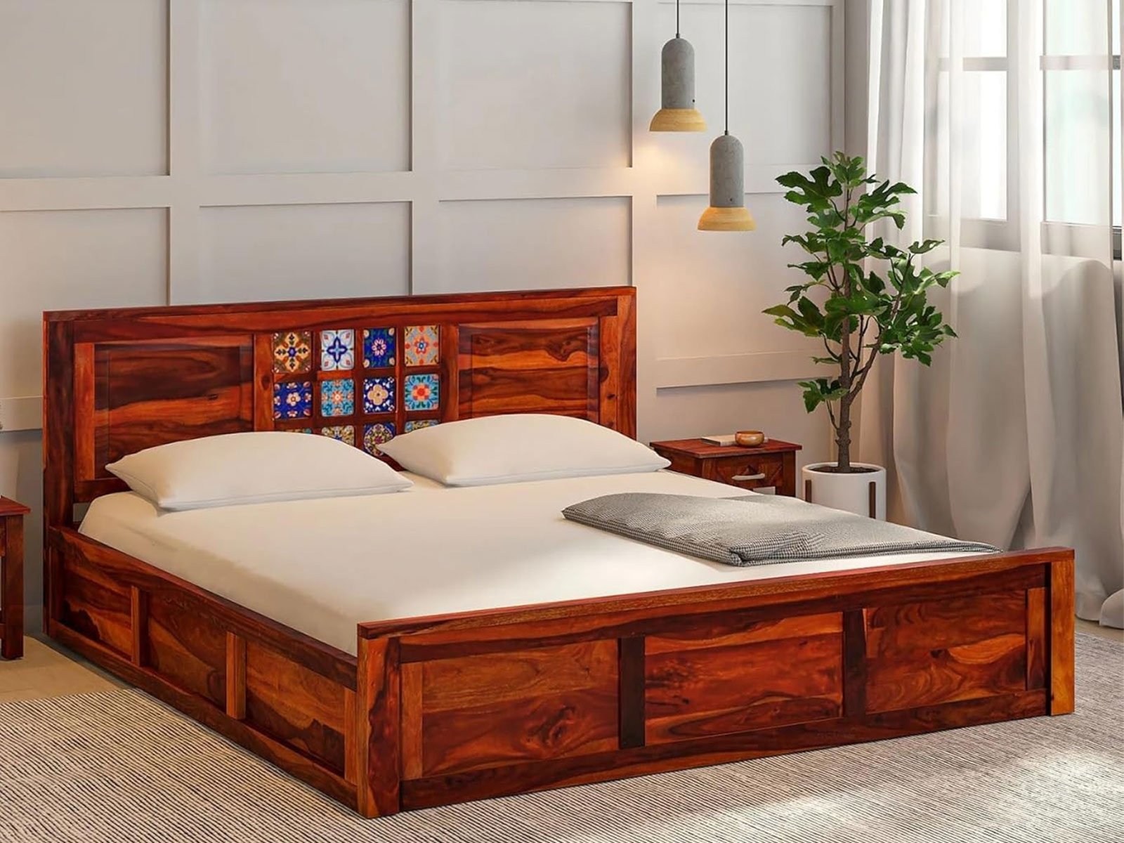 Siramika Solid Wood Sheesham Bed 