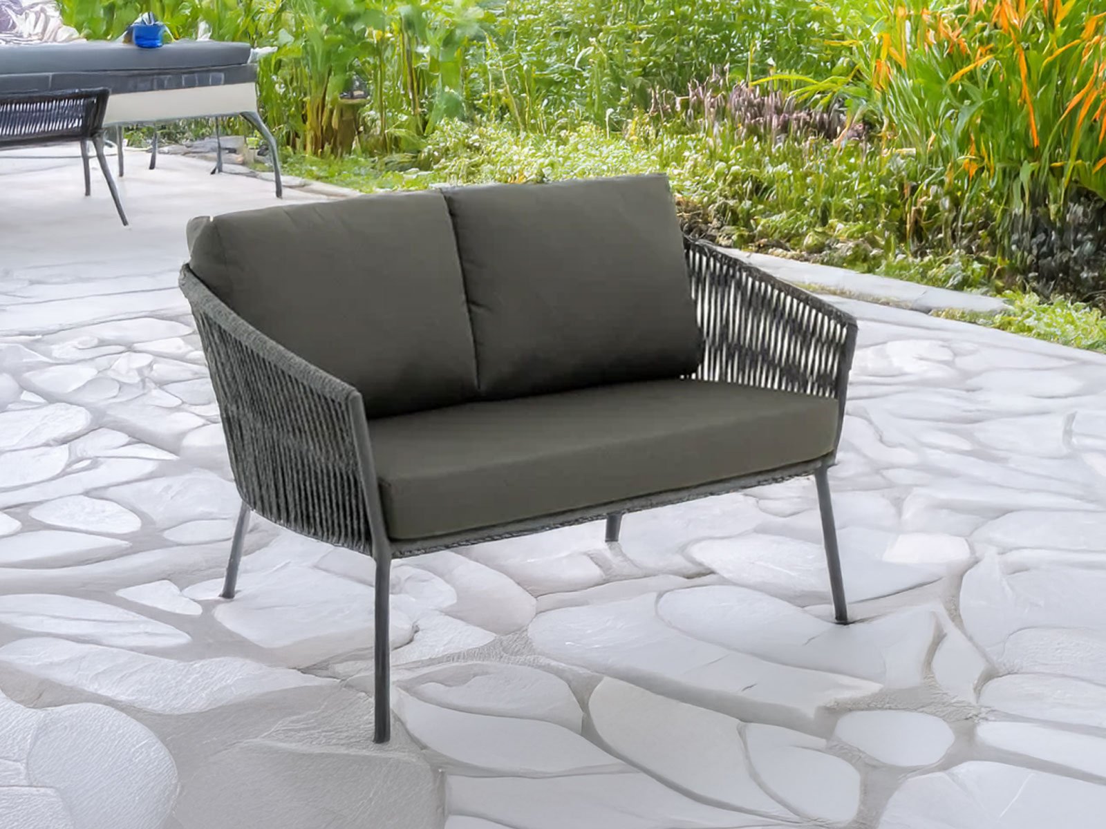 Sunset Outdoor 2 seater In Dark Grey
