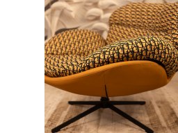 Relax Chair Orange & Black 